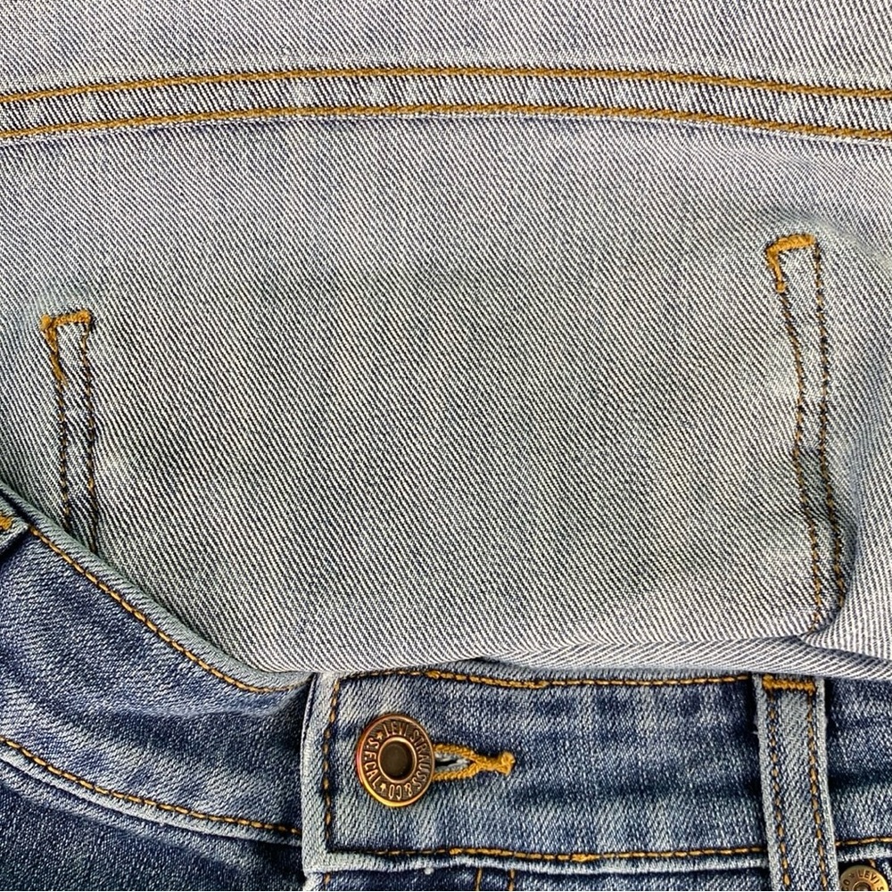 Levi’s 512 Perfectly Shaping Casual Straight Leg Denim Jeans - Picture 11 of 16